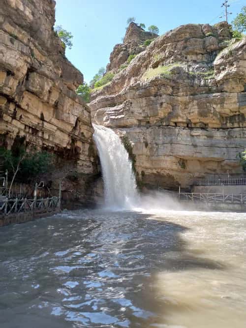 تاڤگەی گەلی عەلی بەگ لە نزیک سۆران